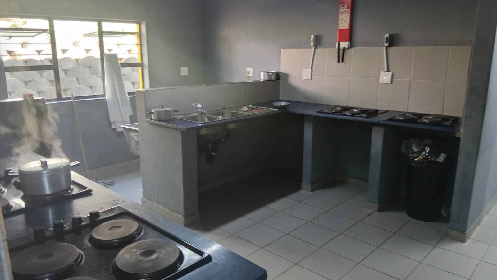 Shared kitchen and cooking facilities